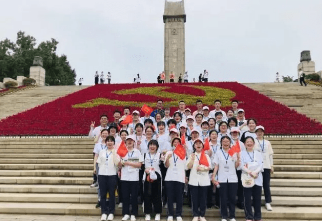 南京郵電大學(xué)研學(xué)：山東省莒南第一中學(xué)｜走讀金陵勝地紅色勵志初心-匯景研學(xué)